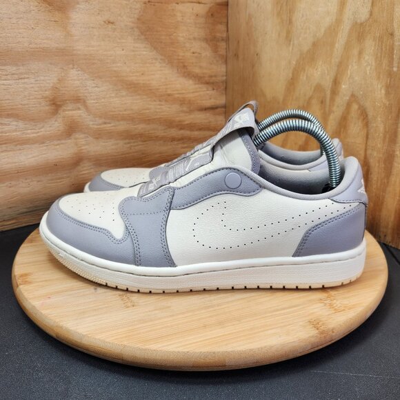 Nike Air Jordan 1 Retro Low Slip-On - Picture 4 of 9